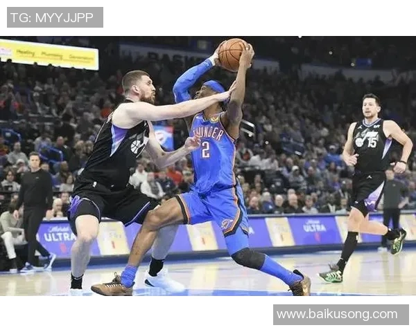 火箭与雷霆季后赛激战回顾精彩瞬间与战术分析